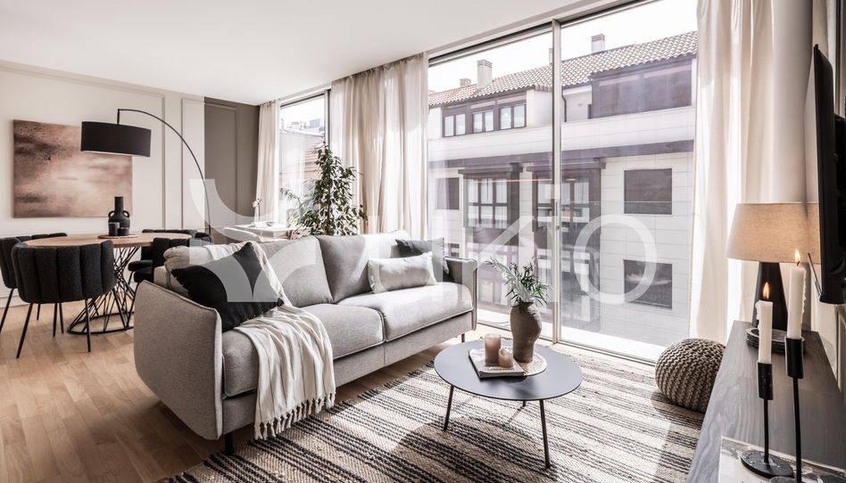 Apartamento de alquiler en Calle de Javier Ferrero, Ciudad Jardín - Imagen 2