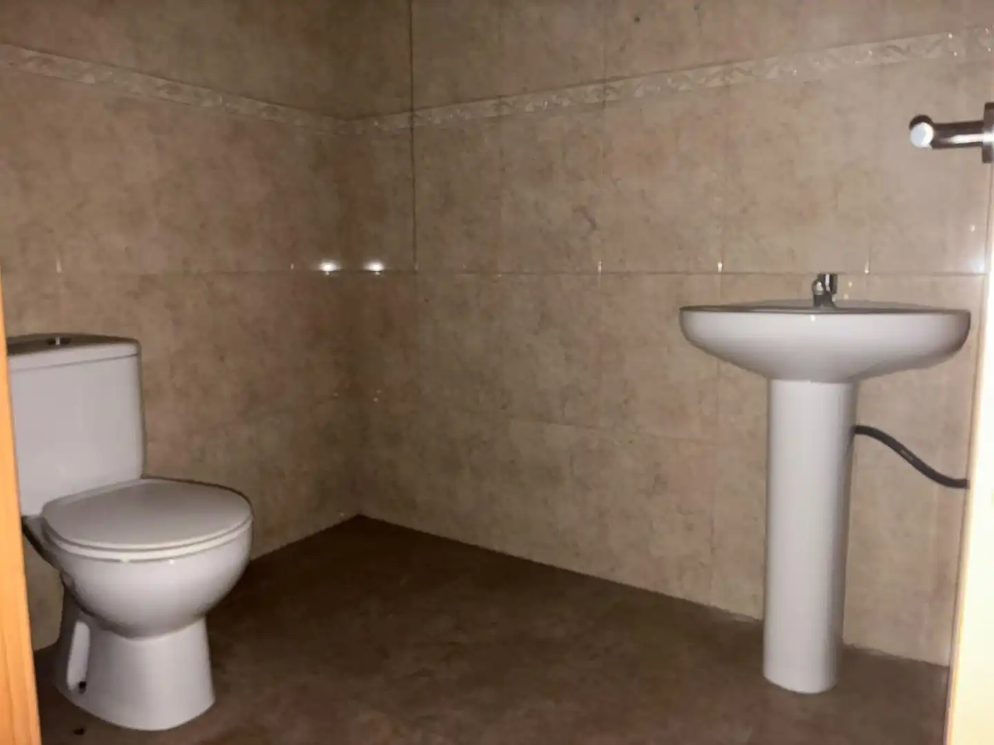 Badezimmer von Geschaftsraum zum Verkauf in Sils, Girona