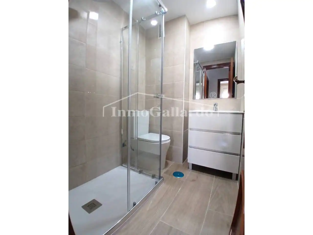 Baño de Piso de alquiler en Málaga con Aire acondicionado, Terraza y Amueblado