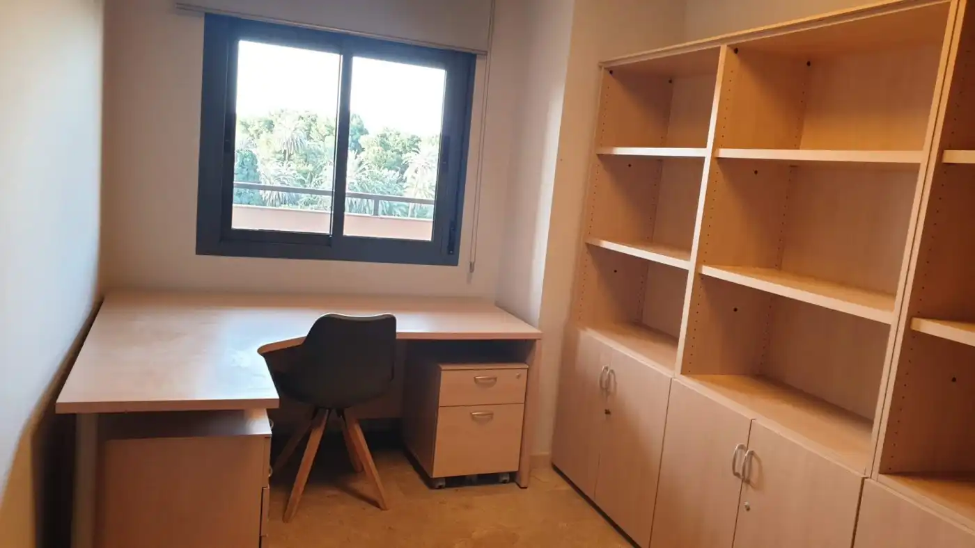 Flat for rent in Alicante / Alacant  with Air Conditioner, Terrace and Furnished