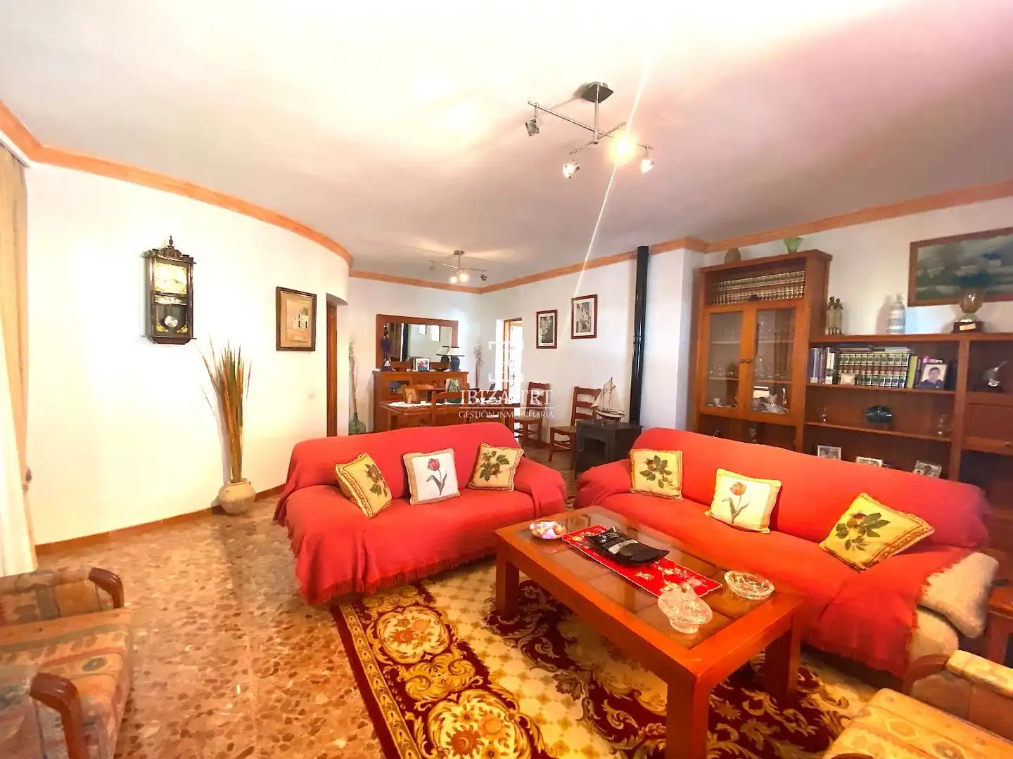 Sala d'estar de Casa o xalet en venda en Sant Antoni de Portmany amb Terrassa i Traster