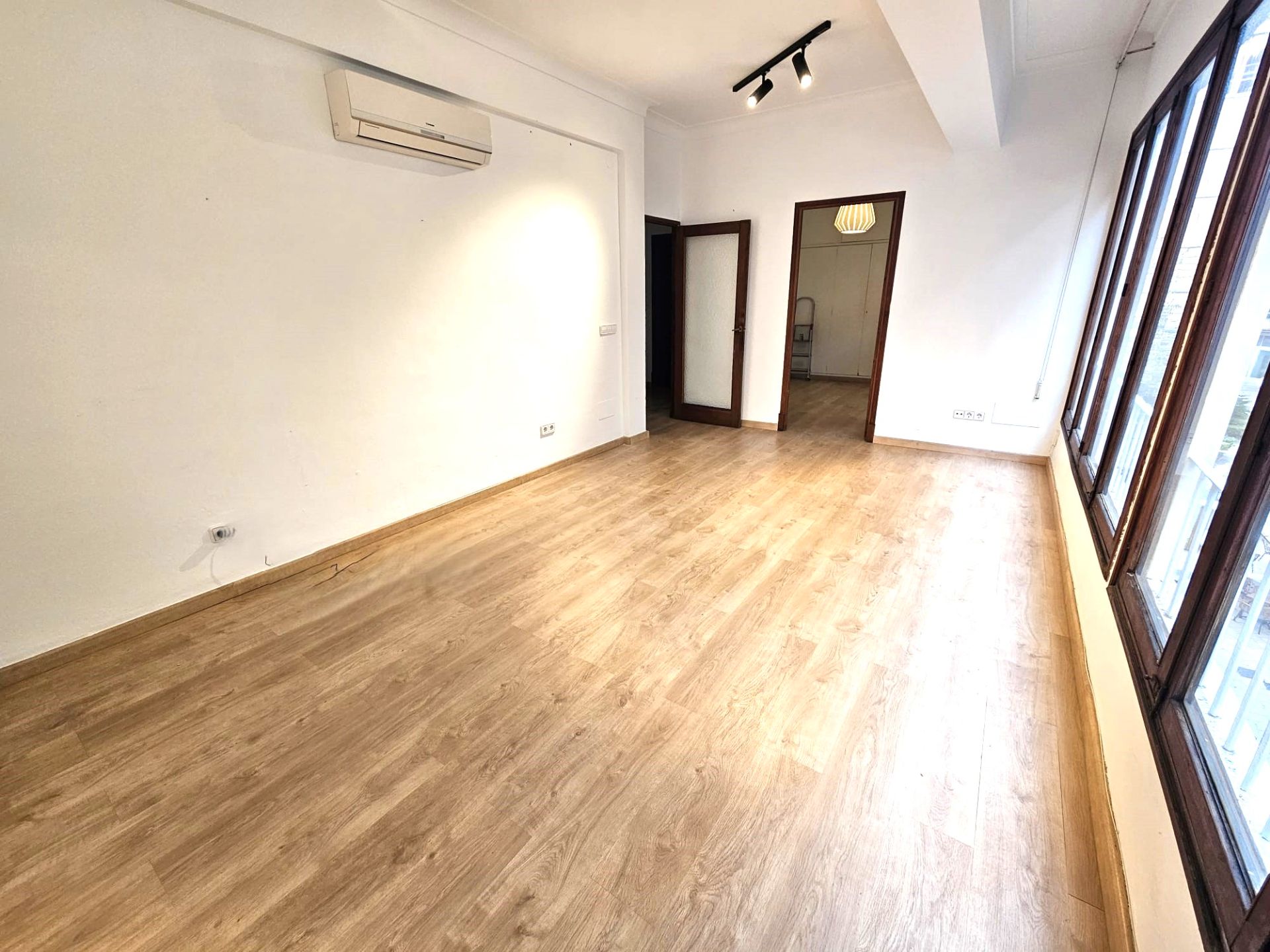 Flat to rent in Carrer de Josep Tous i Ferrer, El Sindicat