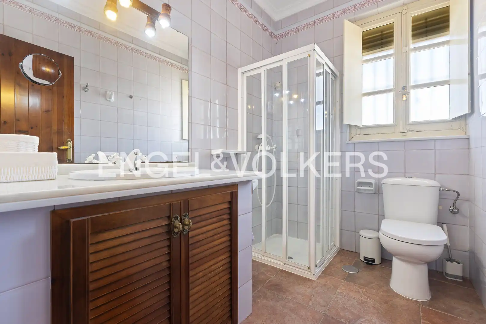 Baño de Finca rústica en venta en La Antilla con Aire acondicionado, Calefacción y Jardín privado
