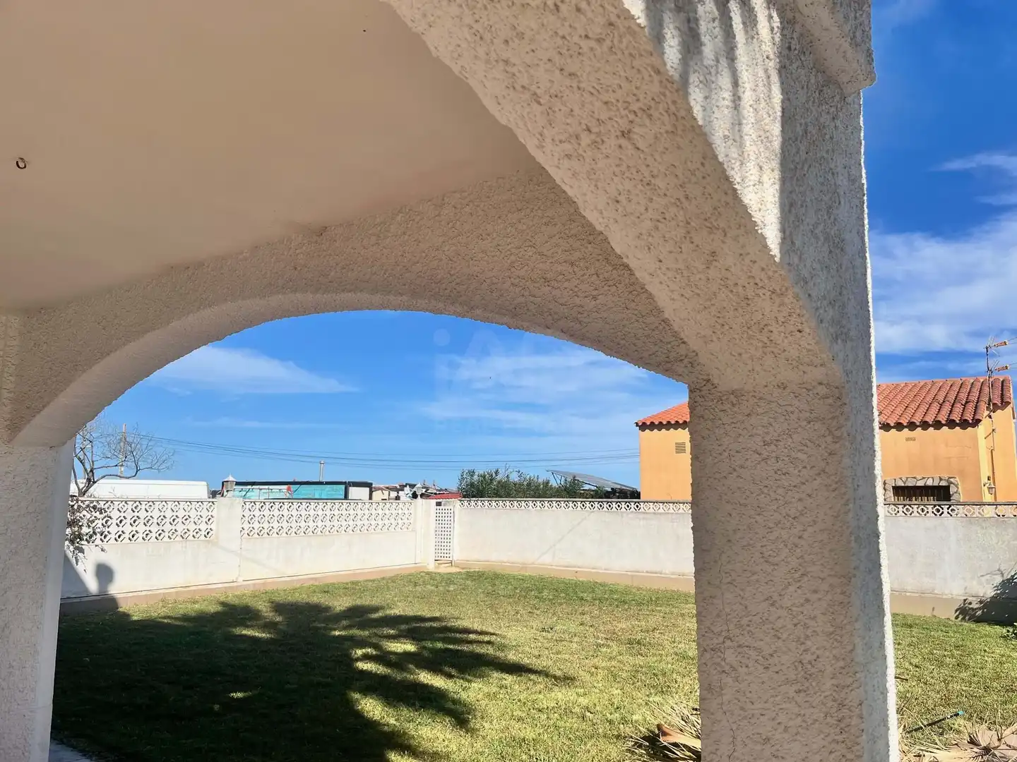 Vista exterior de Casa o xalet en venda en Alcalà de Xivert amb Calefacció i Terrassa