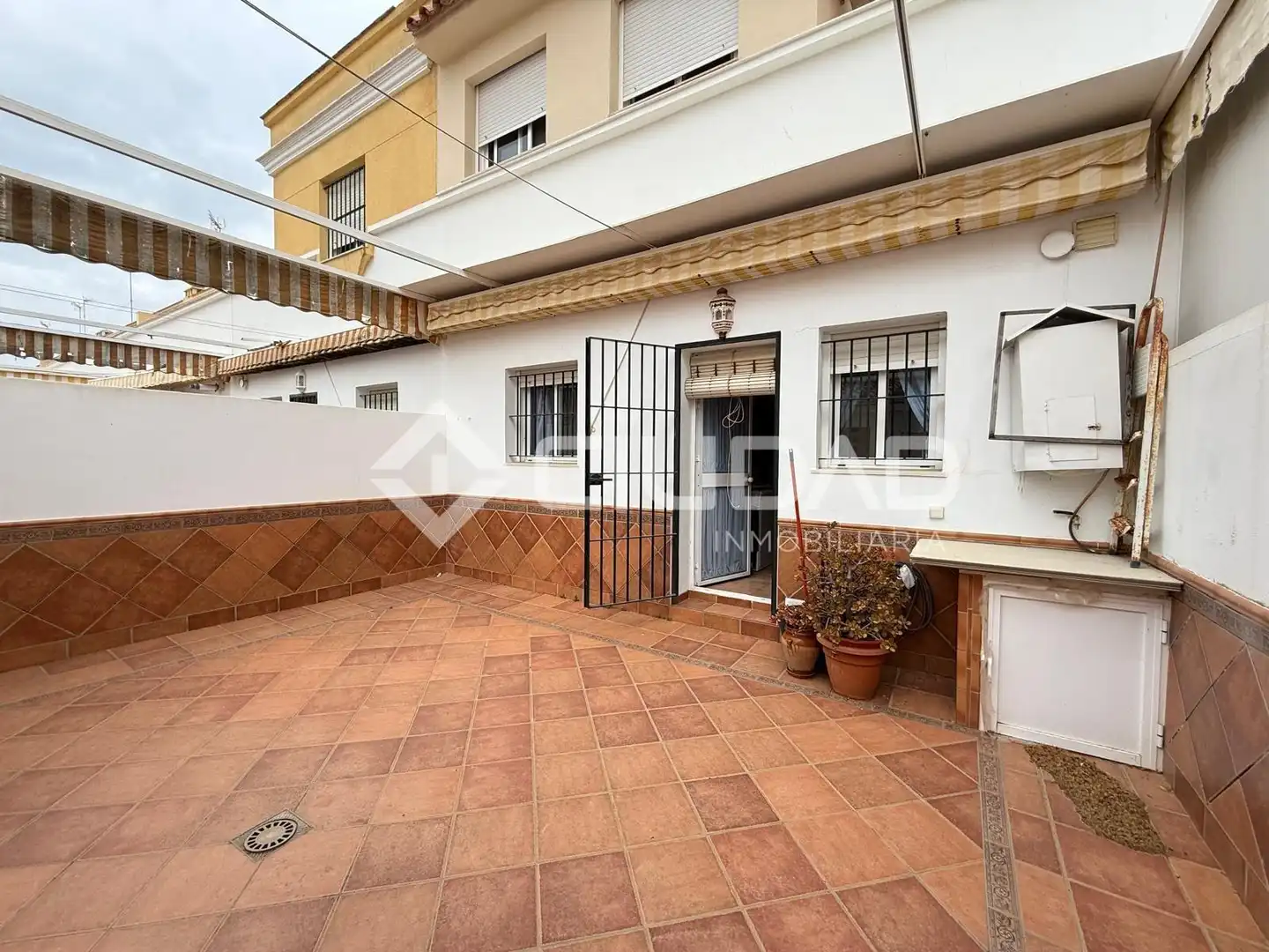 Vista exterior de Casa o xalet en venda en Chipiona amb Terrassa