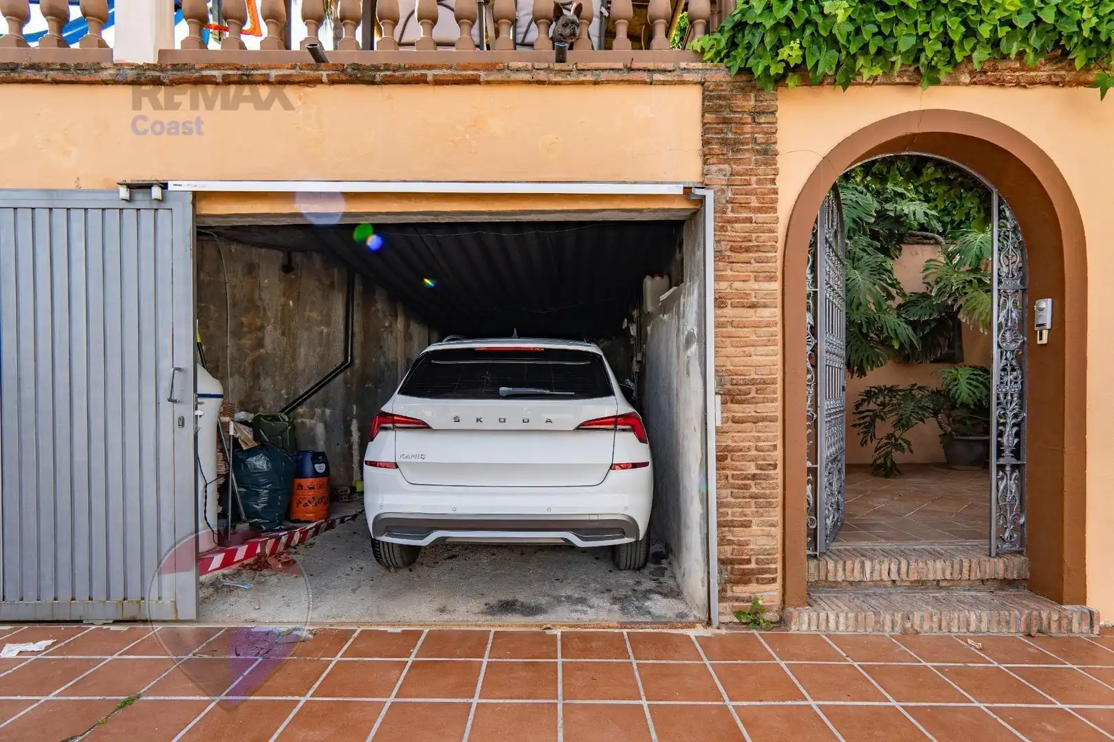 Aparcament de Casa o xalet en venda en Alhaurín de la Torre amb Aire condicionat, Calefacció i Jardí privat