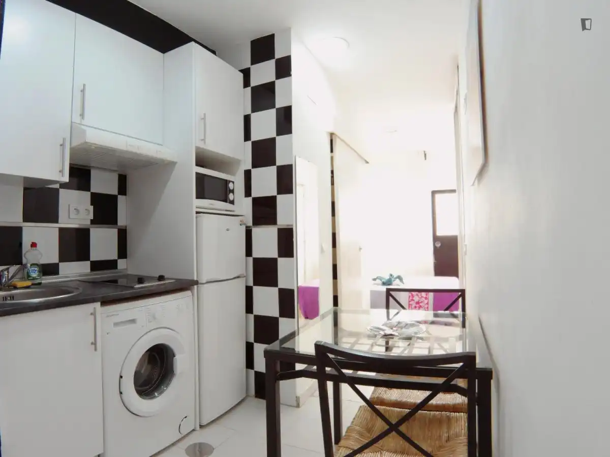 Estudio de alquiler en Puerta del Ángel
