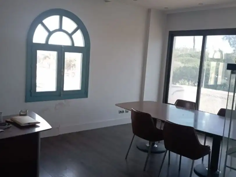 Comedor de Oficina de alquiler en Estepona con Aire acondicionado y Balcón