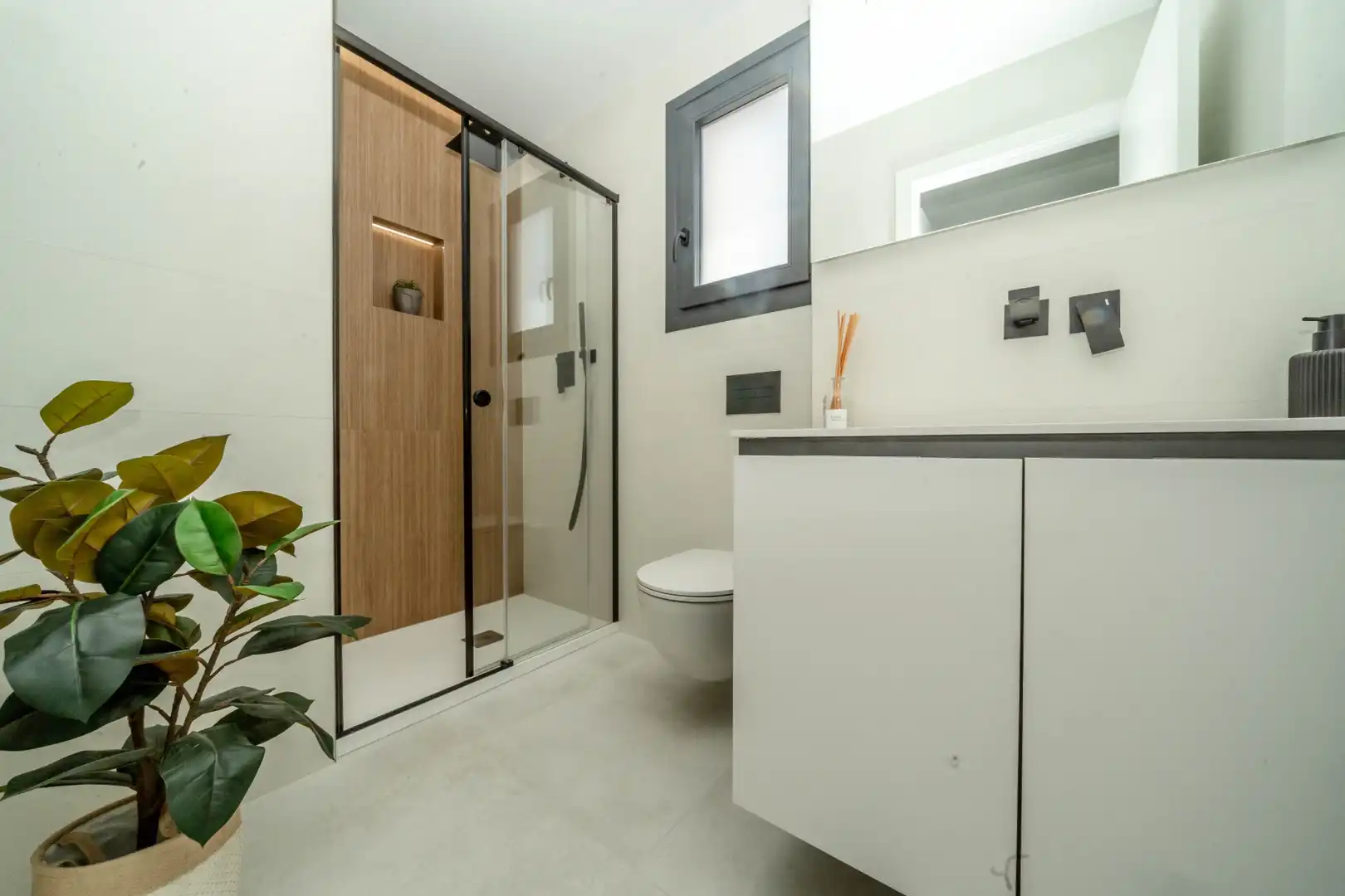 Bany de Casa o xalet en venda en Pilar de la Horadada amb Jardí privat, Terrassa i Traster