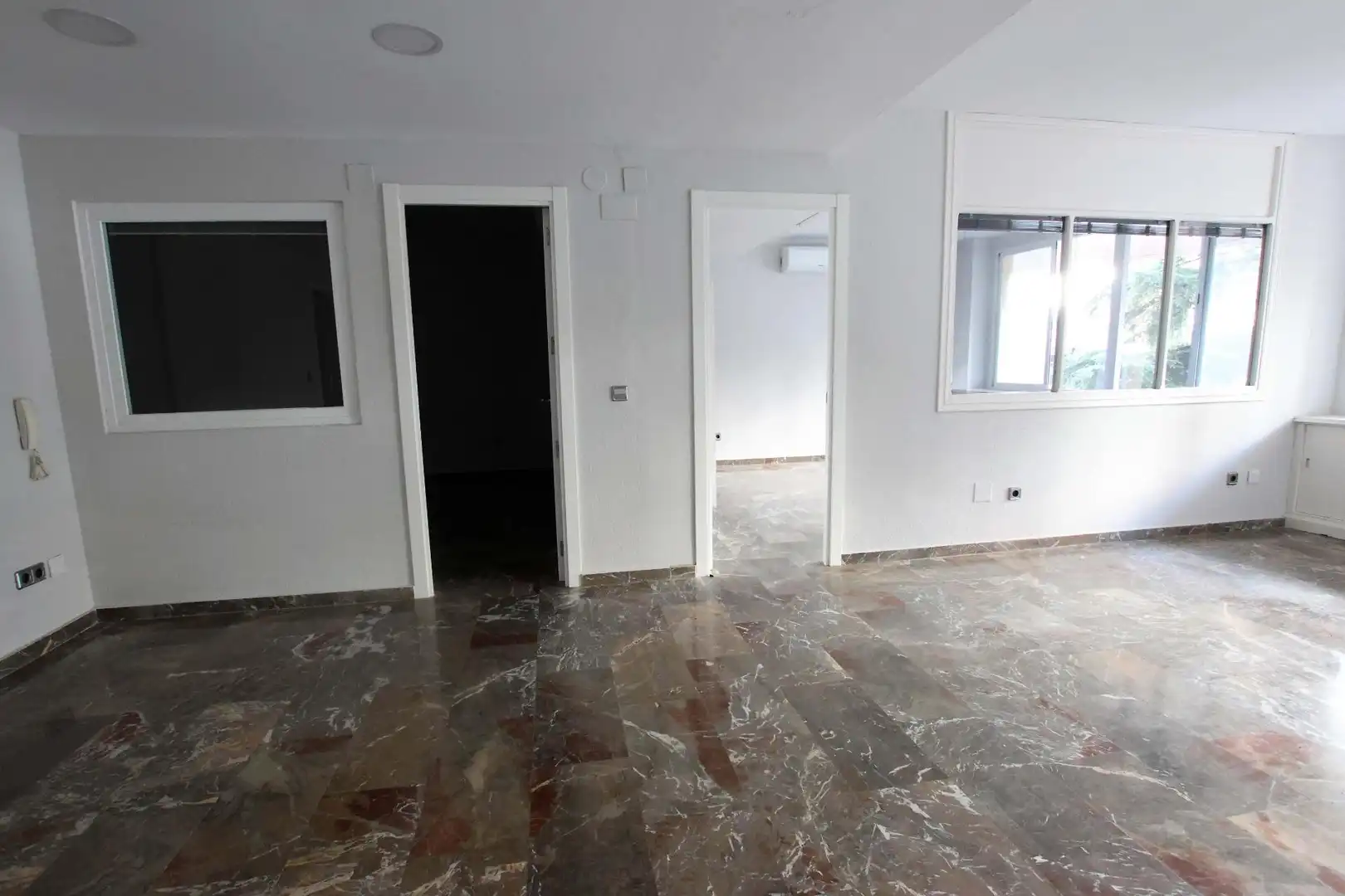 Oficina en venta en Badajoz con Aire acondicionado y Calefacción
