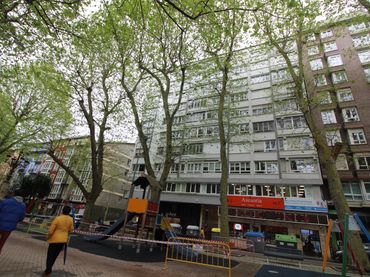 Flat with lift for sale in Cuatro Caminos