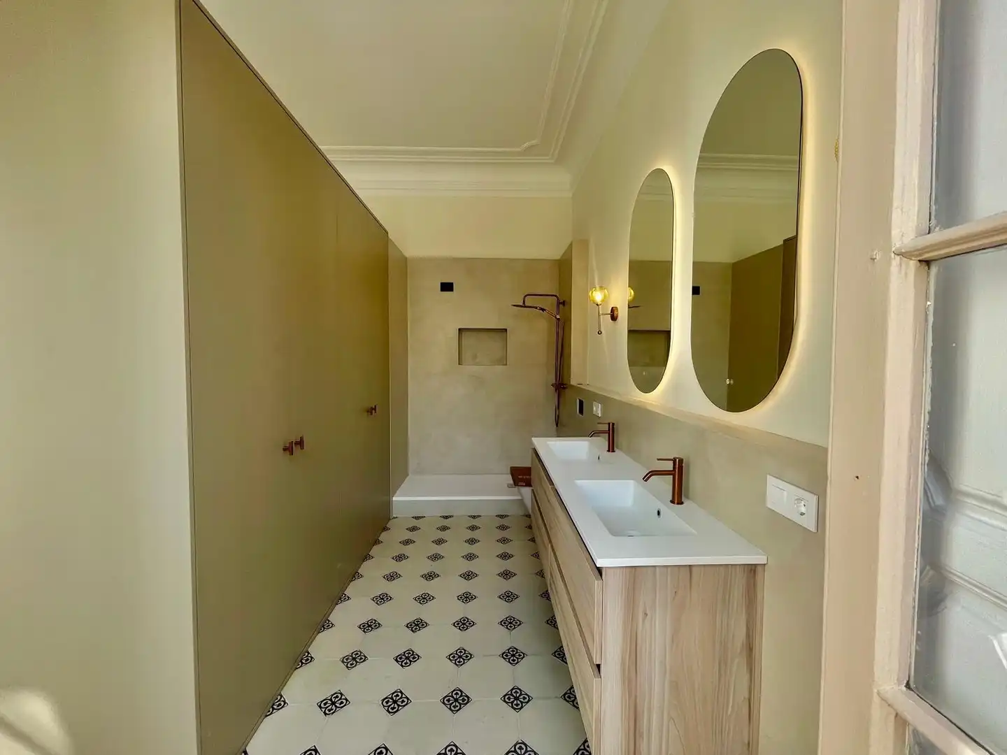 Baño de Piso en venta en Málaga con Terraza y Balcón