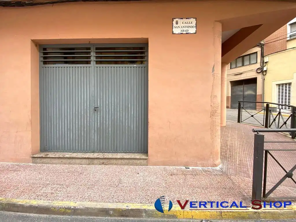 Business premises for sale in Caudete, imagen 2