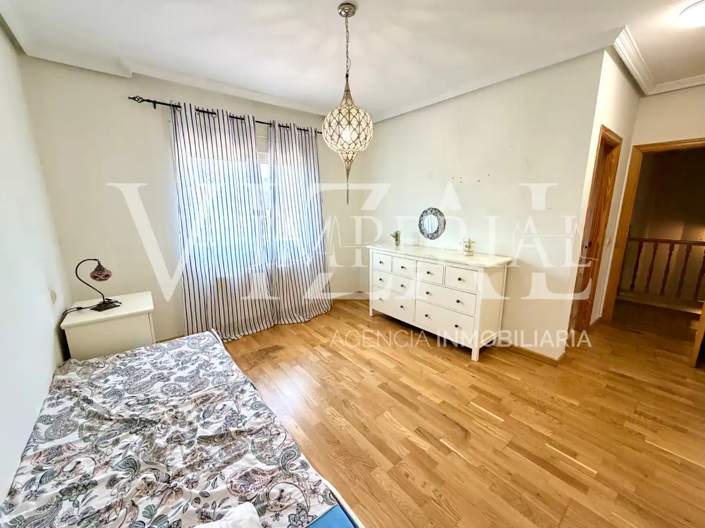 Dormitori de Casa o xalet en venda en Barcience amb Aire condicionat, Calefacció i Jardí privat