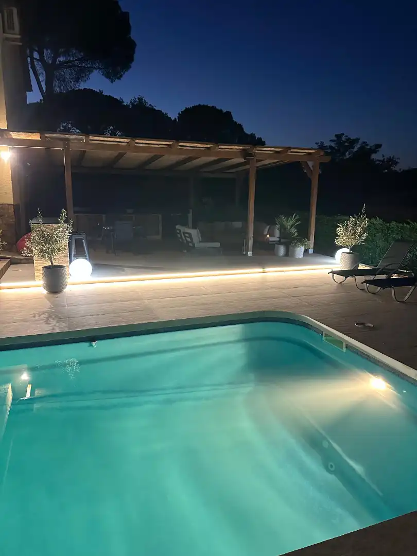 Piscina de Casa o chalet de alquiler en Castell d'Aro, Platja d'Aro i s'Agaró con Aire acondicionado, Calefacción y Jardín privado