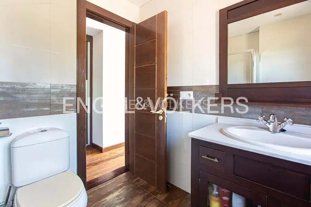 Baño de Casa o chalet en venta en Gijón  con Calefacción, Jardín privado y Terraza
