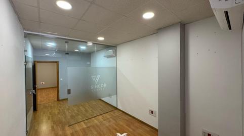 Foto 3 de Oficina de lloguer a San Pablo, Sevilla