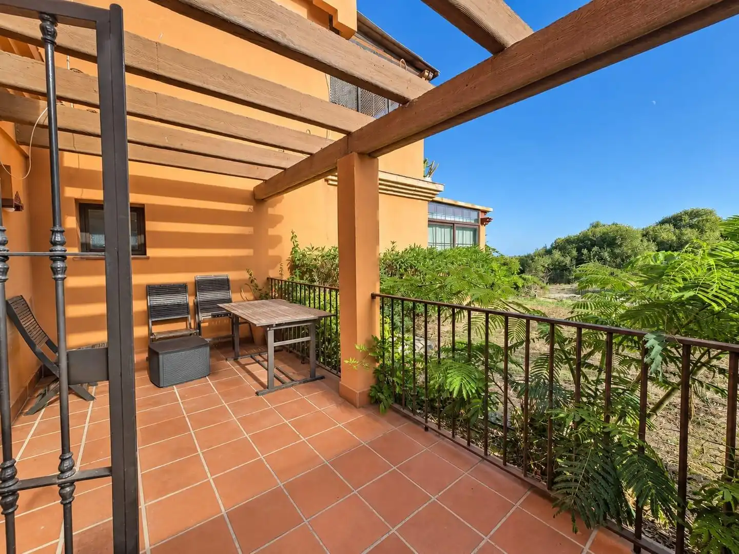 Flat for rent in La Alcaidesa