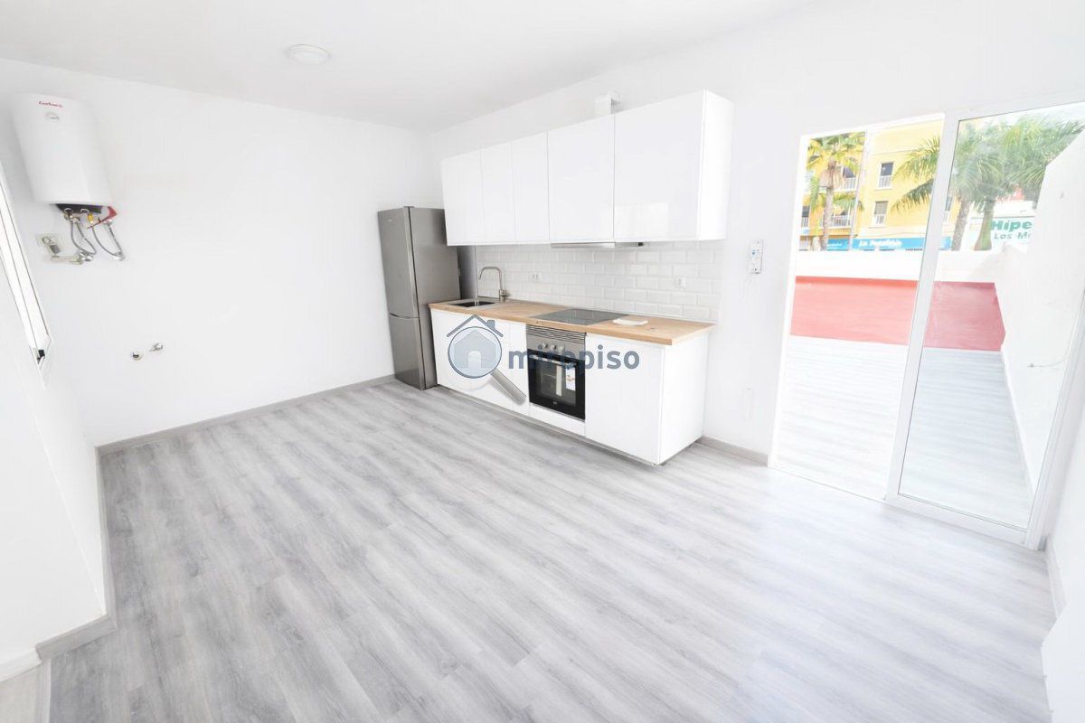Cocina de Piso en venta en San Cristóbal de la Laguna con Terraza