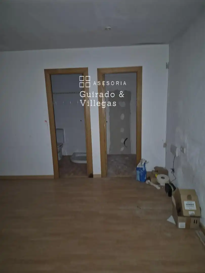 Dúplex en venta en Terrassa con Terraza y Alarma