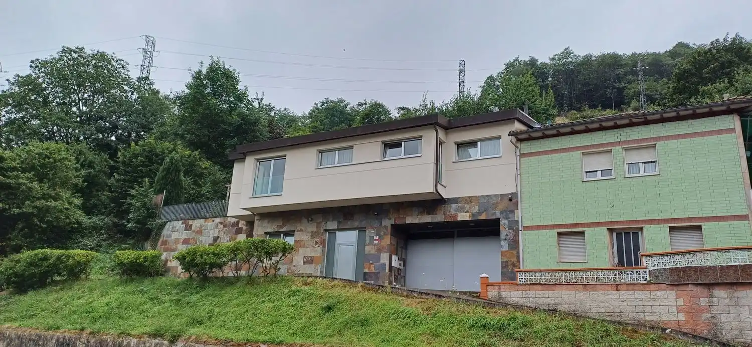 Casa o xalet en venda a San Martín del Rey Aurelio