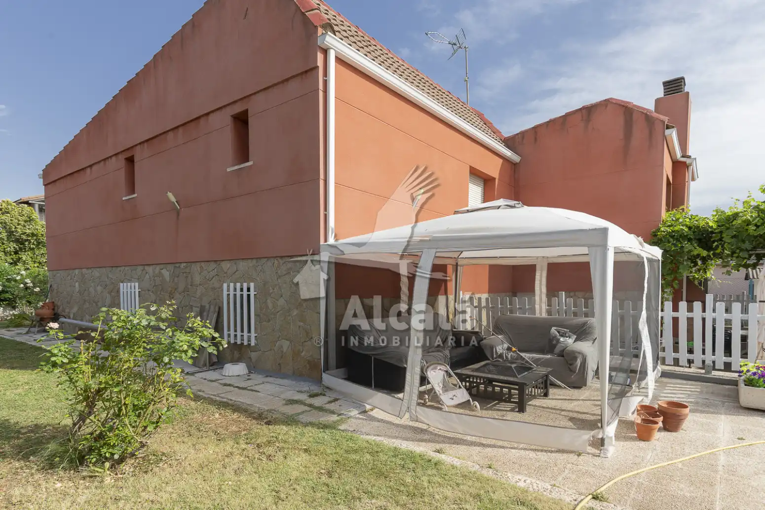 Garden of Houses for sale in Camarma de Esteruelas  with Air Conditioner, Heating and Private garden