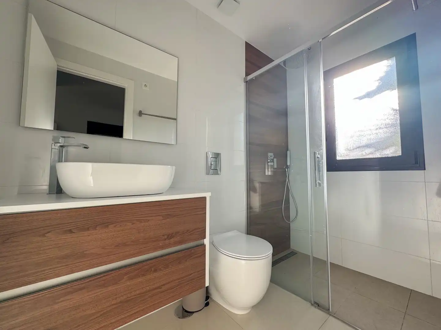 Badezimmer von Haus oder Chalet zum Verkauf in Algorfa mit Klimaanlage, Heizung und Privatgarten