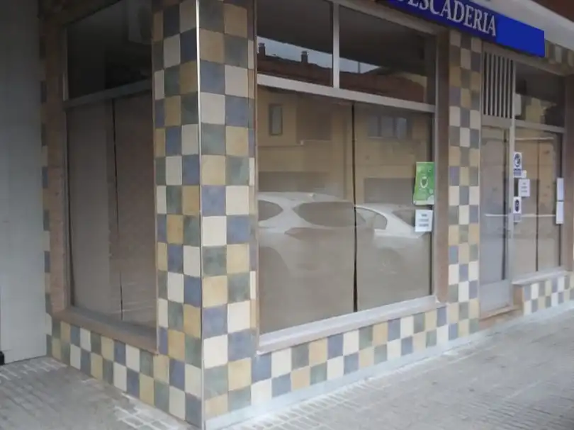 Local de alquiler en Reocín