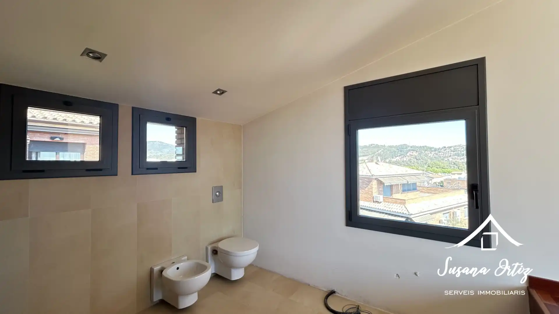 Baño de Casa o chalet en venta en Abrera con Aire acondicionado, Calefacción y Jardín privado