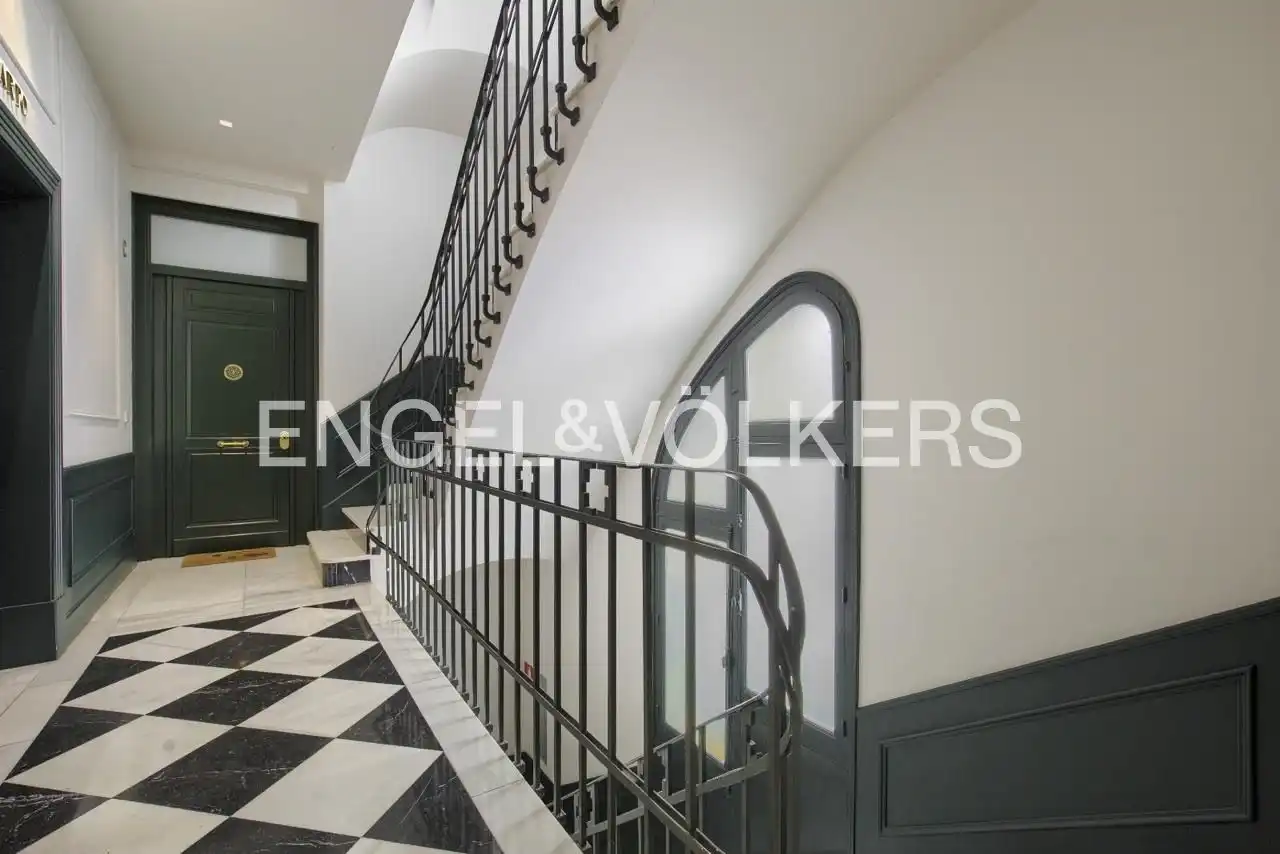 Piso de alquiler en Madrid con Aire acondicionado, Calefacción y Jardín privado
