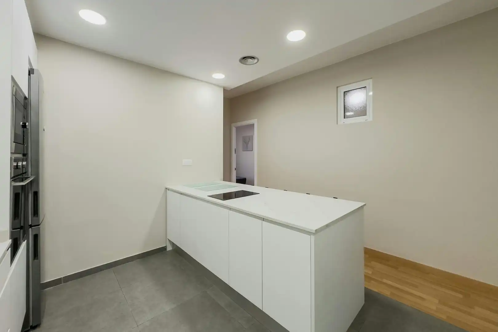 Cocina de Piso para compartir en Barcelona con Lavadora