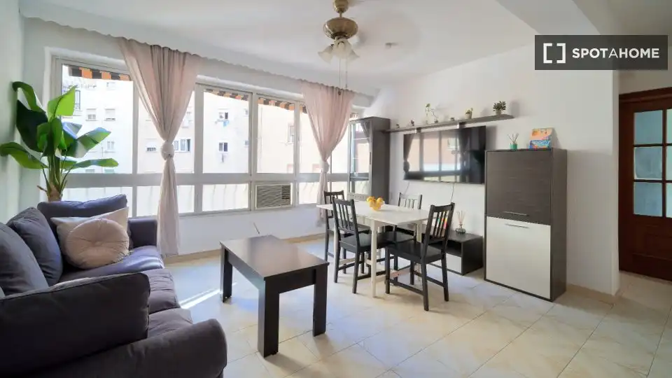 Room in La Victoria