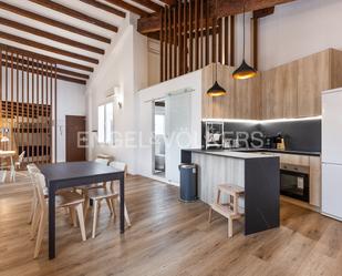 Kitchen of Apartment to rent in  Valencia Capital  with Air Conditioner, Heating and Furnished