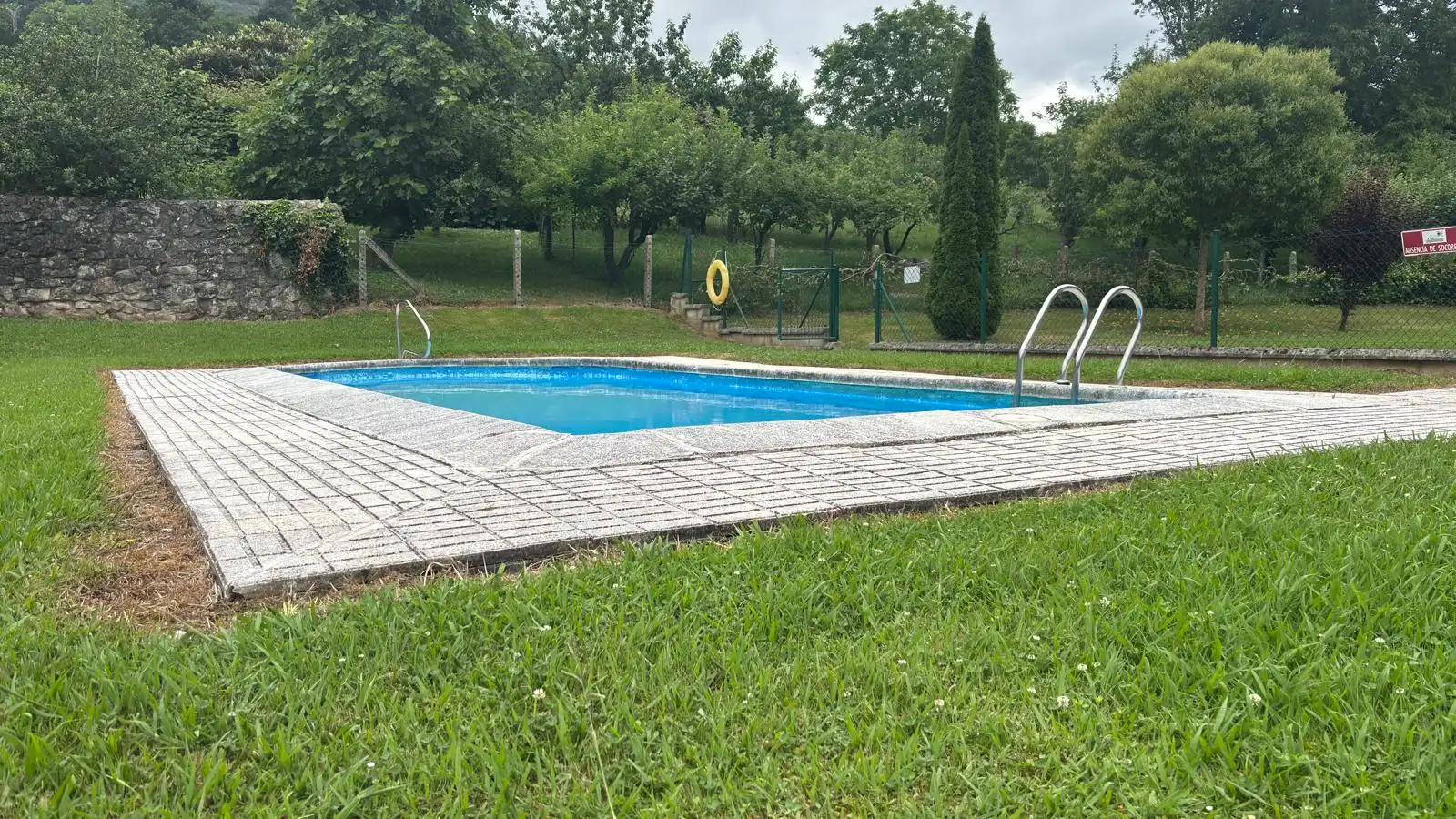 Schwimmbecken von Wohnung zum Verkauf in Ramales de la Victoria mit Heizung, Terrasse und Möbliert