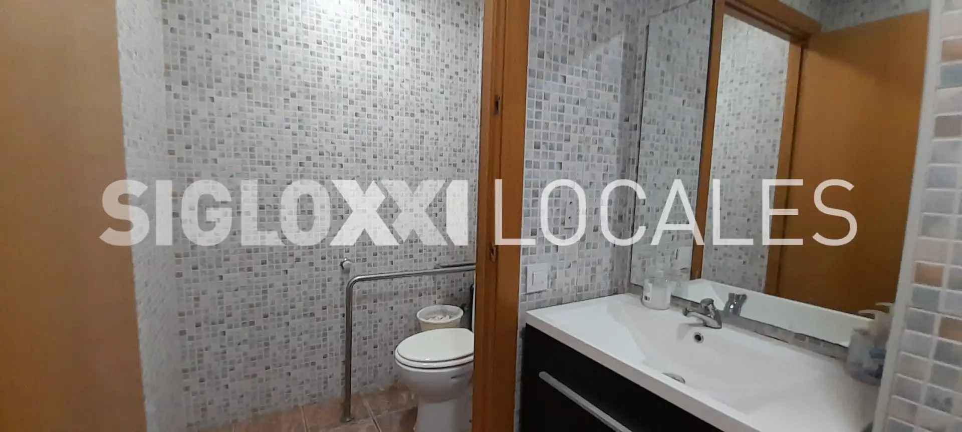 Local comercial de lloguer a APENINS, imagen 12