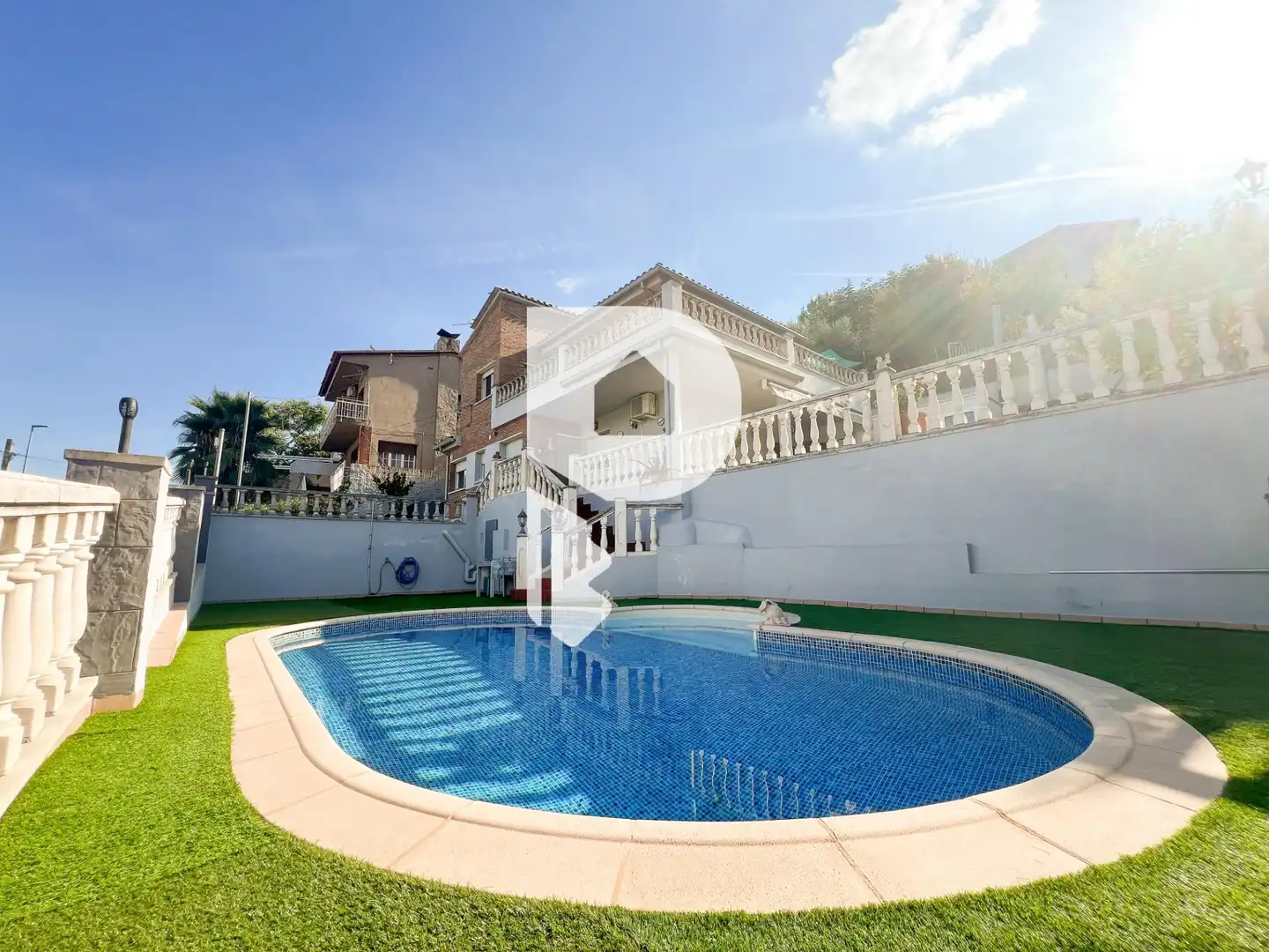 Exterior view of Houses for sale in Sant Andreu de la Barca  with Air Conditioner, Heating and Private garden