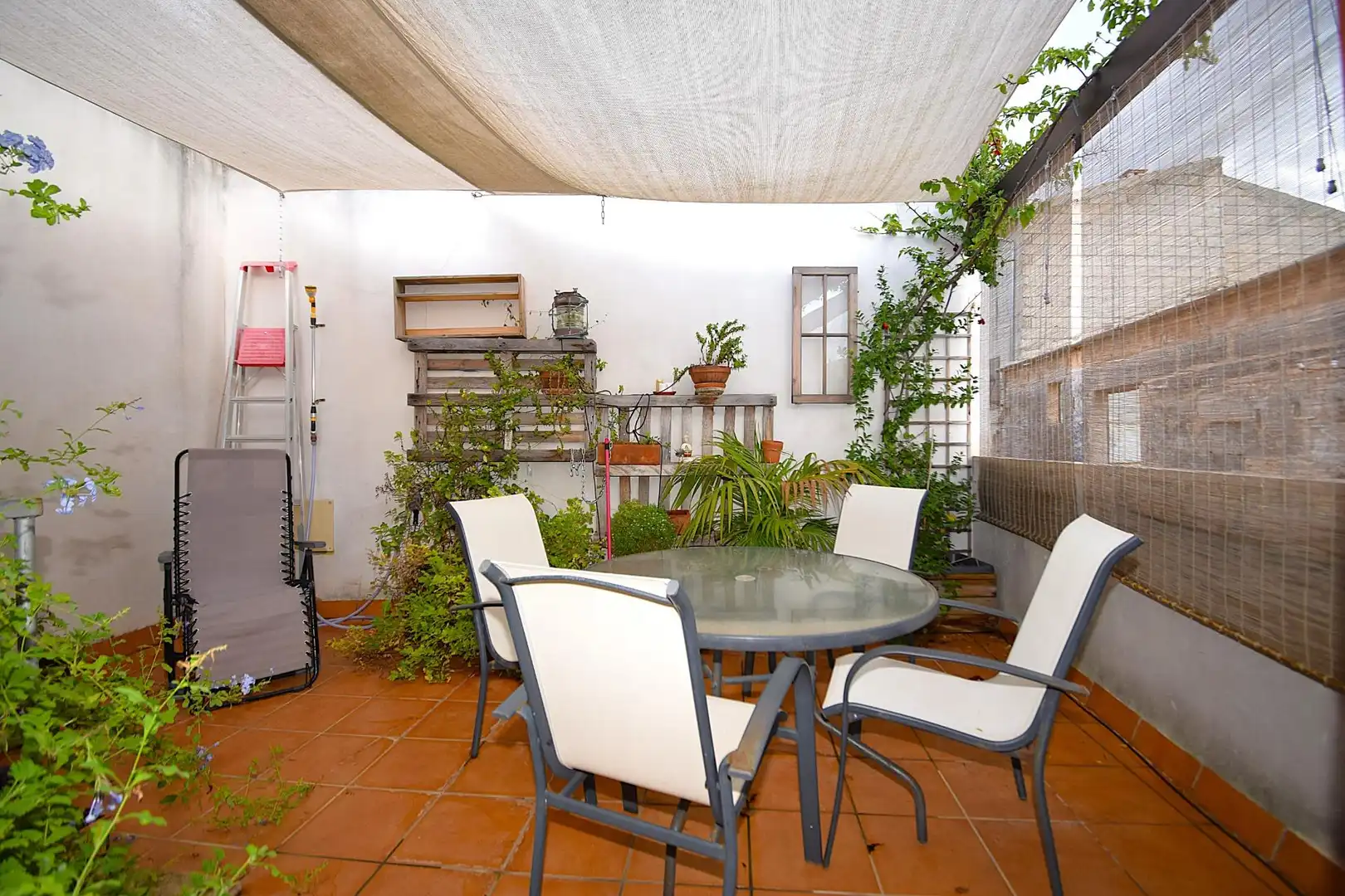 Terrasse von Einfamilien-Reihenhaus zum Verkauf in Muro mit Klimaanlage, Terrasse und Möbliert