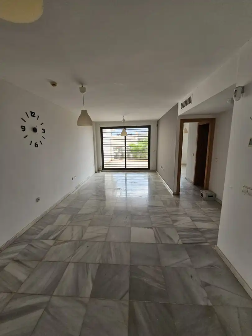 Piso en venta en Nerja con Calefacción, Terraza y Trastero