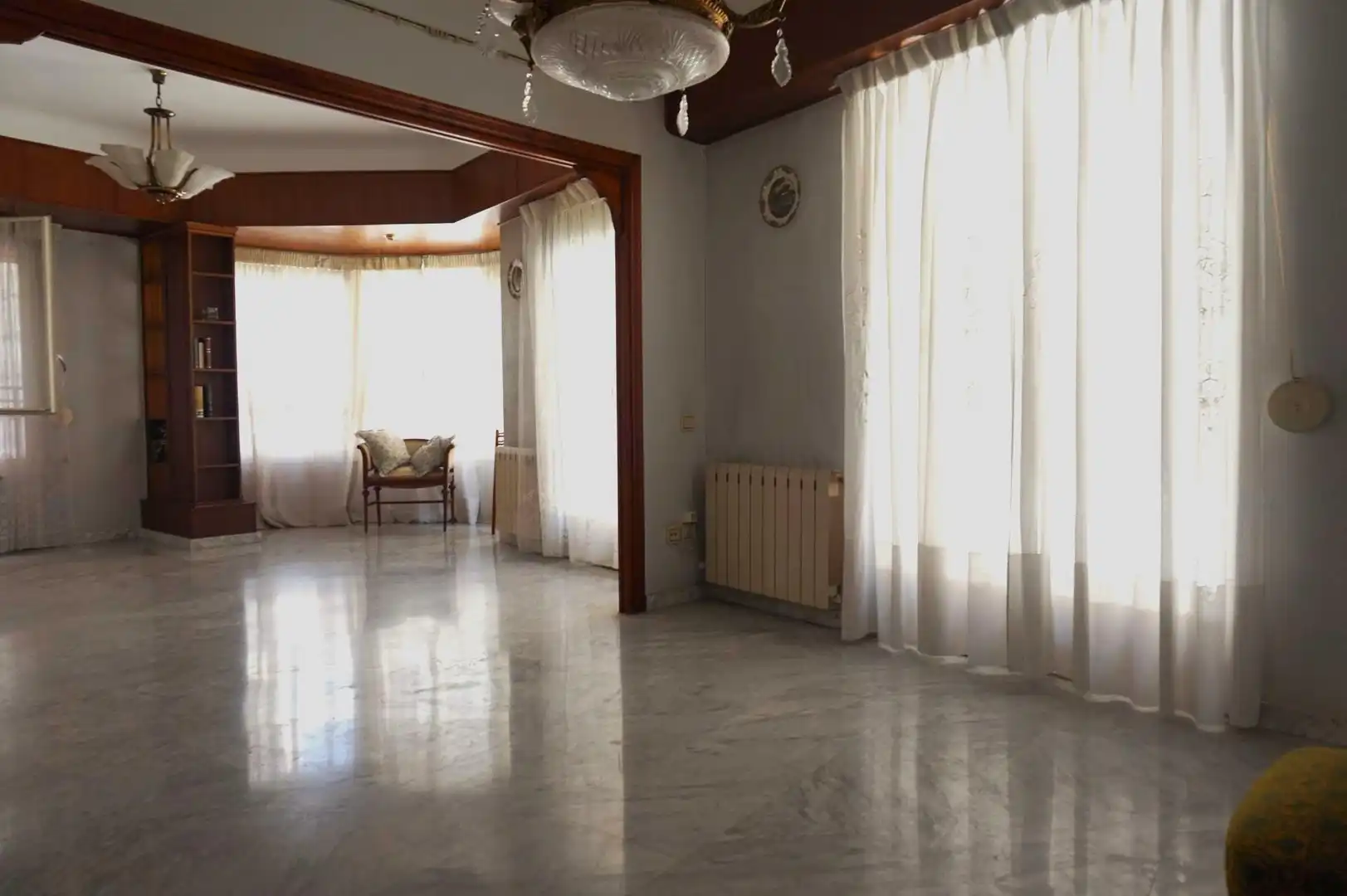 Sala de estar de Piso en venta en Elche / Elx con Aire acondicionado, Trastero y Balcón