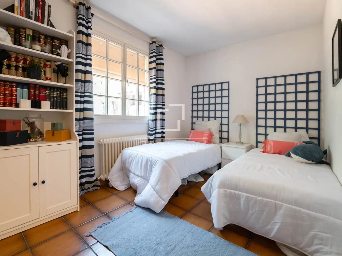 Dormitori de Casa o xalet en venda en San Martín de Valdeiglesias amb Aire condicionat, Jardí privat i Terrassa