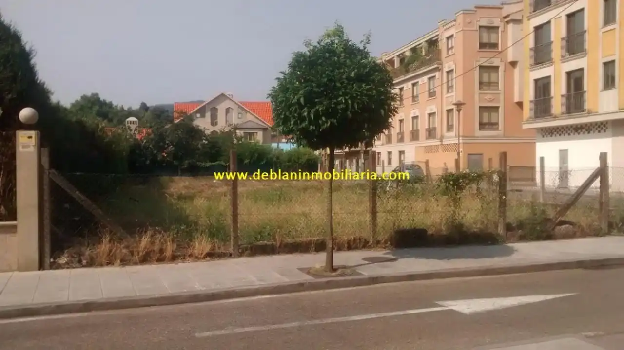 Residencial en venta en Cangas 