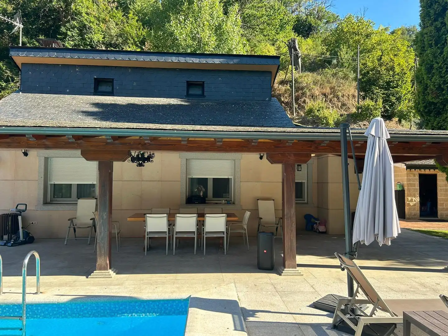 Terrassa de Casa o xalet en venda en Ponferrada amb Jardí privat i Moblat