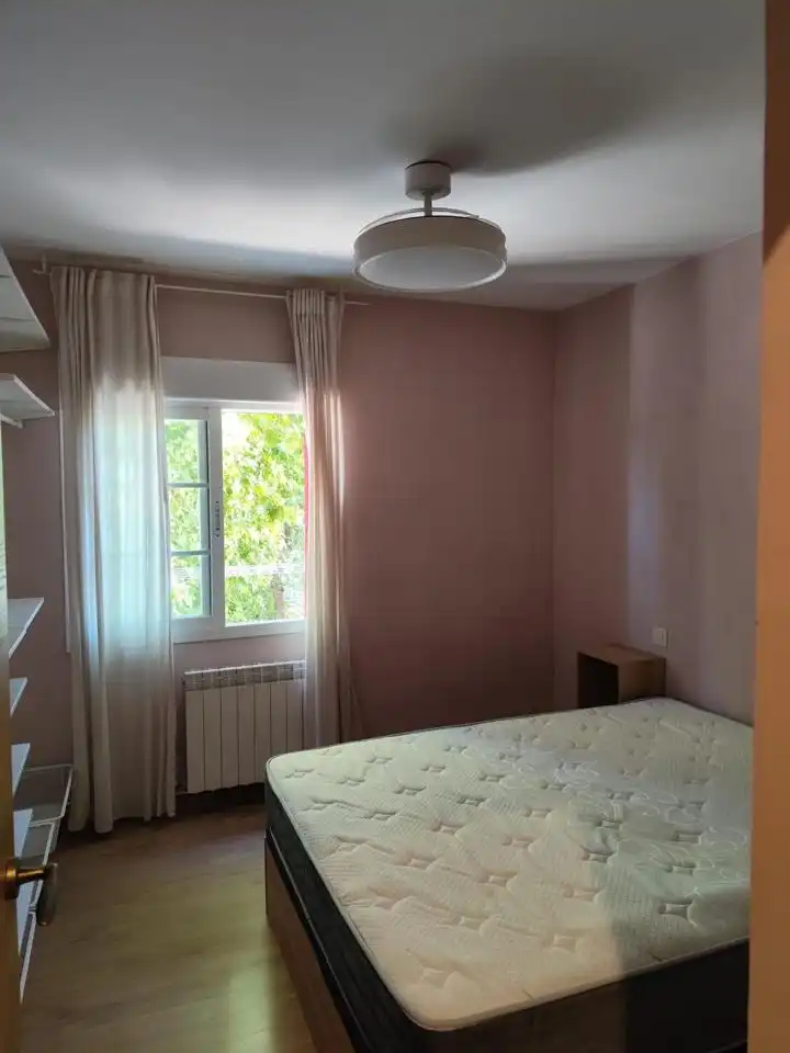 Schlafzimmer von Wohnung zur Miete in Alcorcón mit Klimaanlage, Heizung und Möbliert