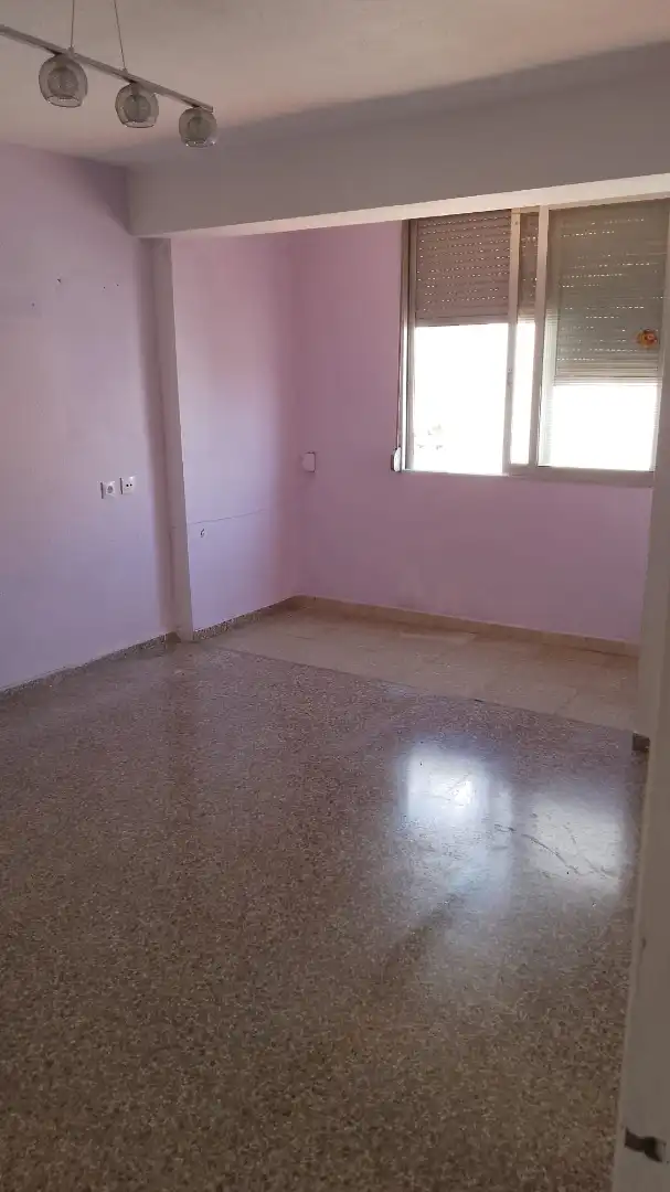 Habitación de Piso en venta en Valencia con Balcón