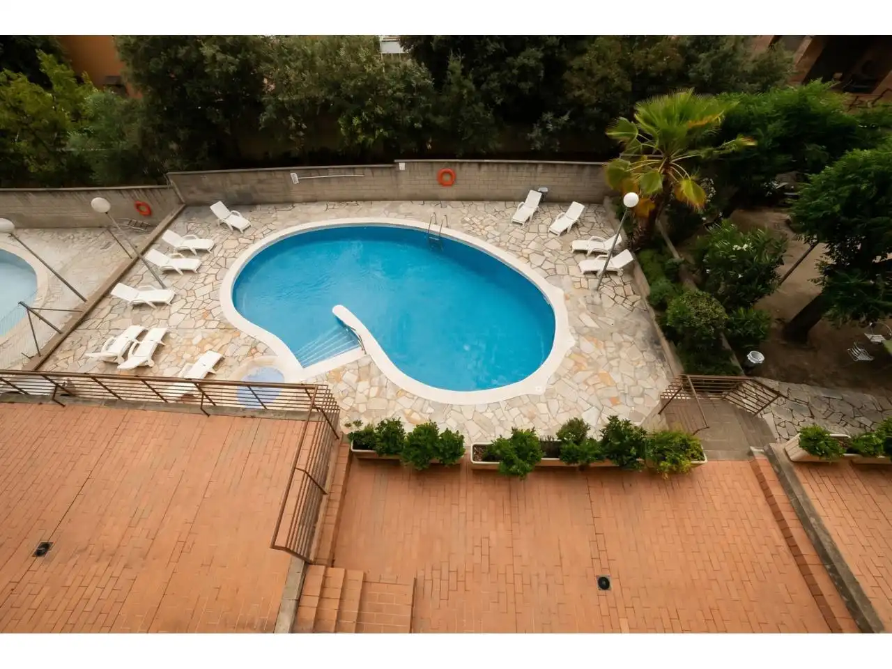 Piscina de Piso en venta en Castellar del Vallès con Aire acondicionado, Calefacción y Terraza
