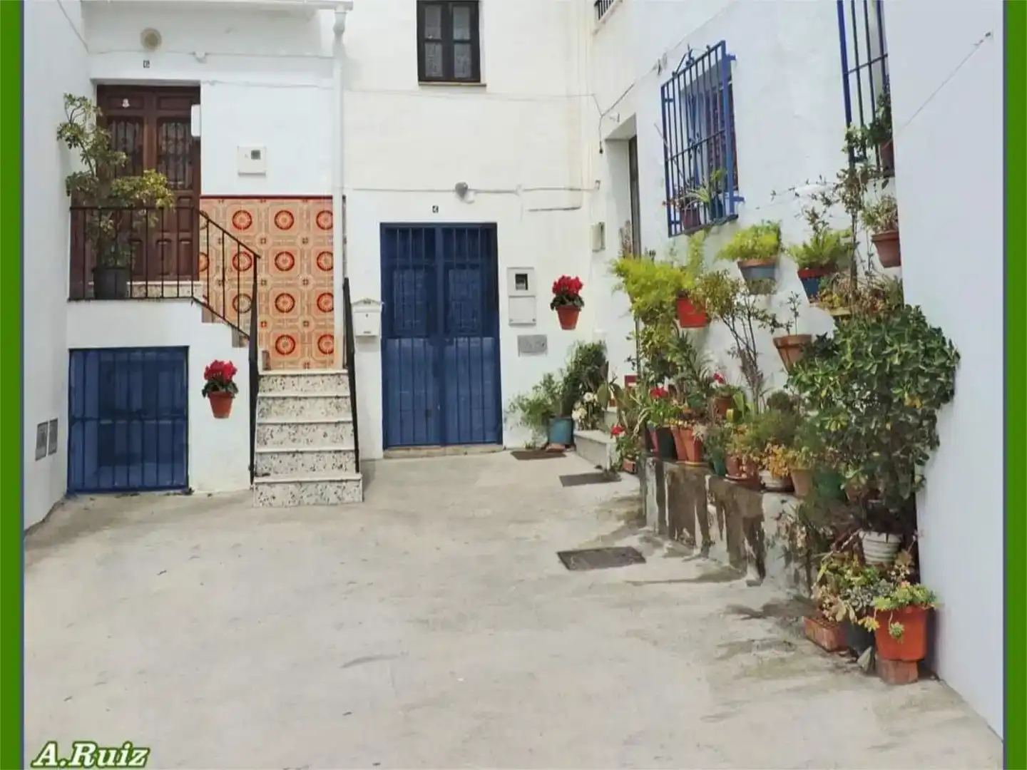 Vista exterior de Casa adosada en venda en Canillas de Albaida amb Aire condicionat, Traster i Balcó