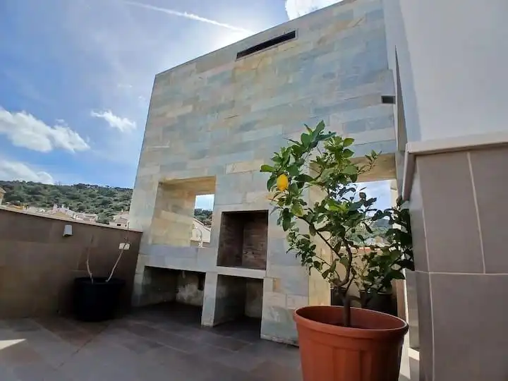 Terraza de Casa o chalet de alquiler en Casabermeja con Aire acondicionado, Jardín privado y Piscina