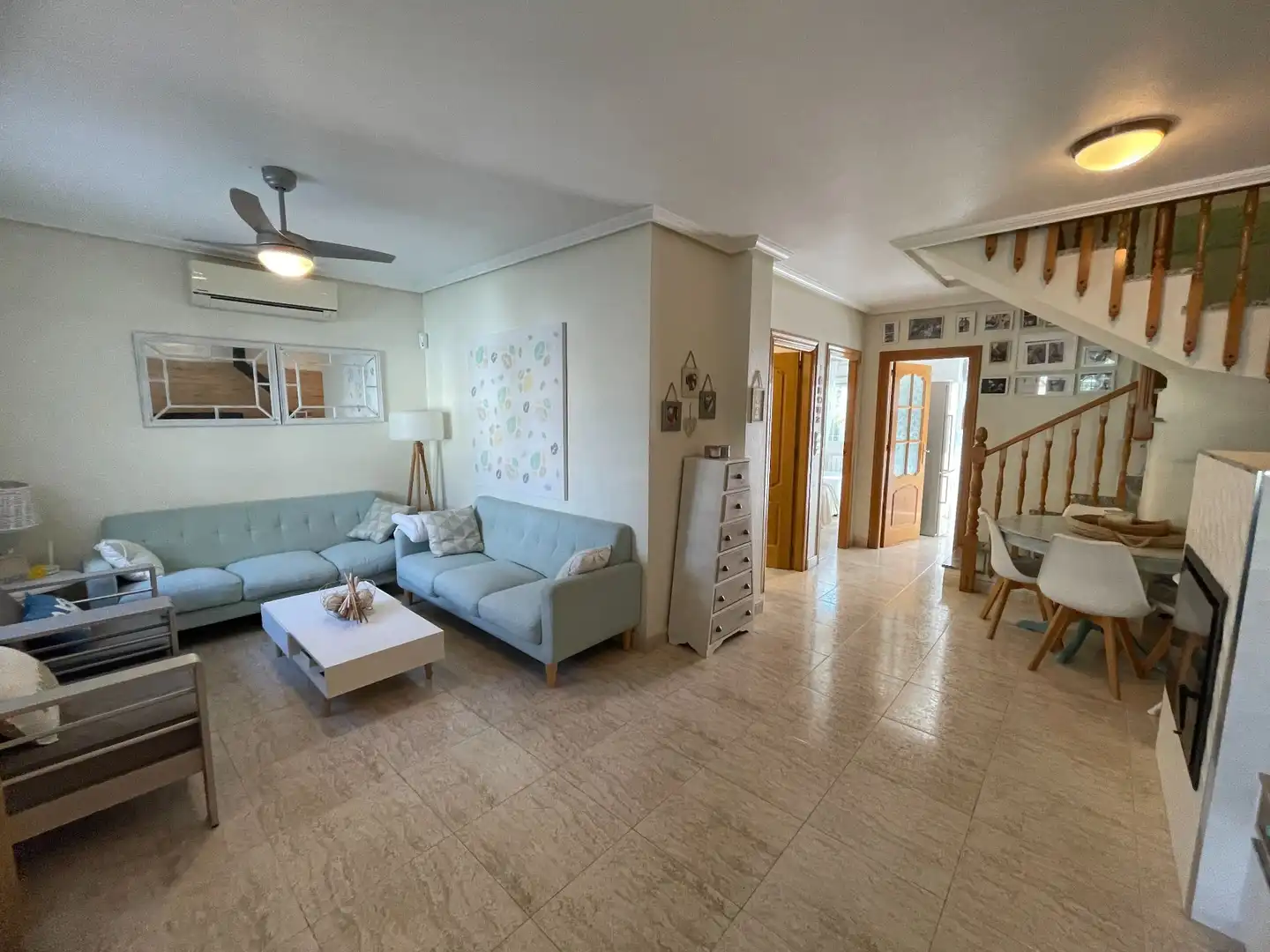 Living room of Duplexes for sale in Pilar de la Horadada  with Air Conditioner, Swimming Pool and Furnished