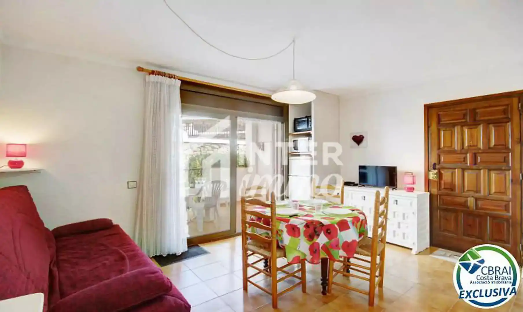 Sala d'estar de Pis en venda en Roses amb Terrassa i Moblat