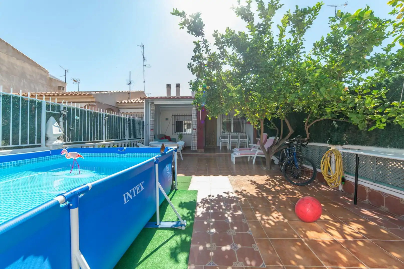 House with garden for sale in Santiago de la Ribera